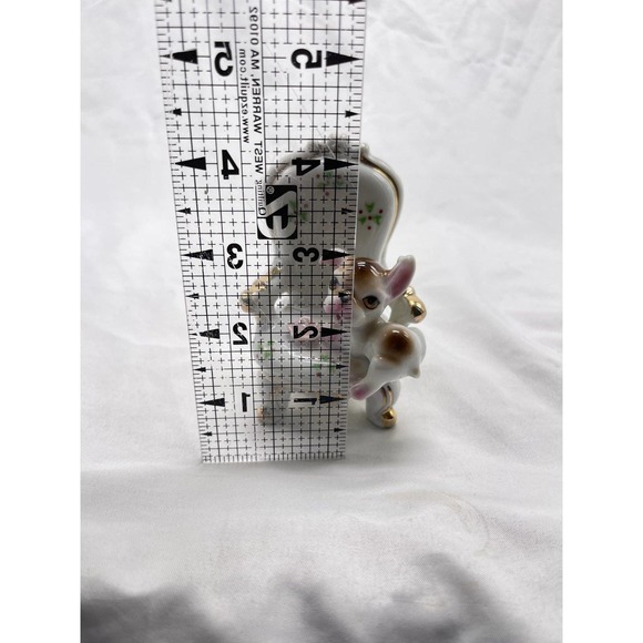 Vintage porcelain puppy on chair figurine - Picture 9 of 9